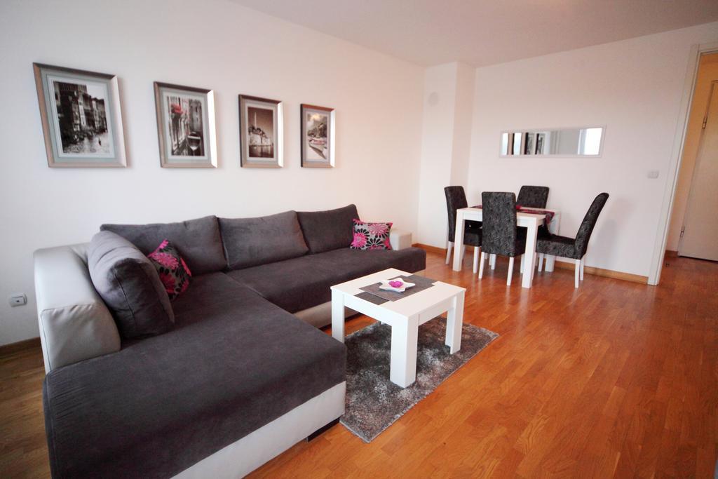 Apartments Belville Lux Belgrade Room photo